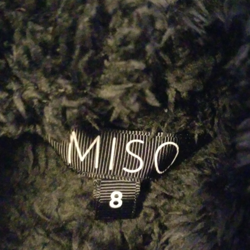 Sweater - Picture 4 of 4